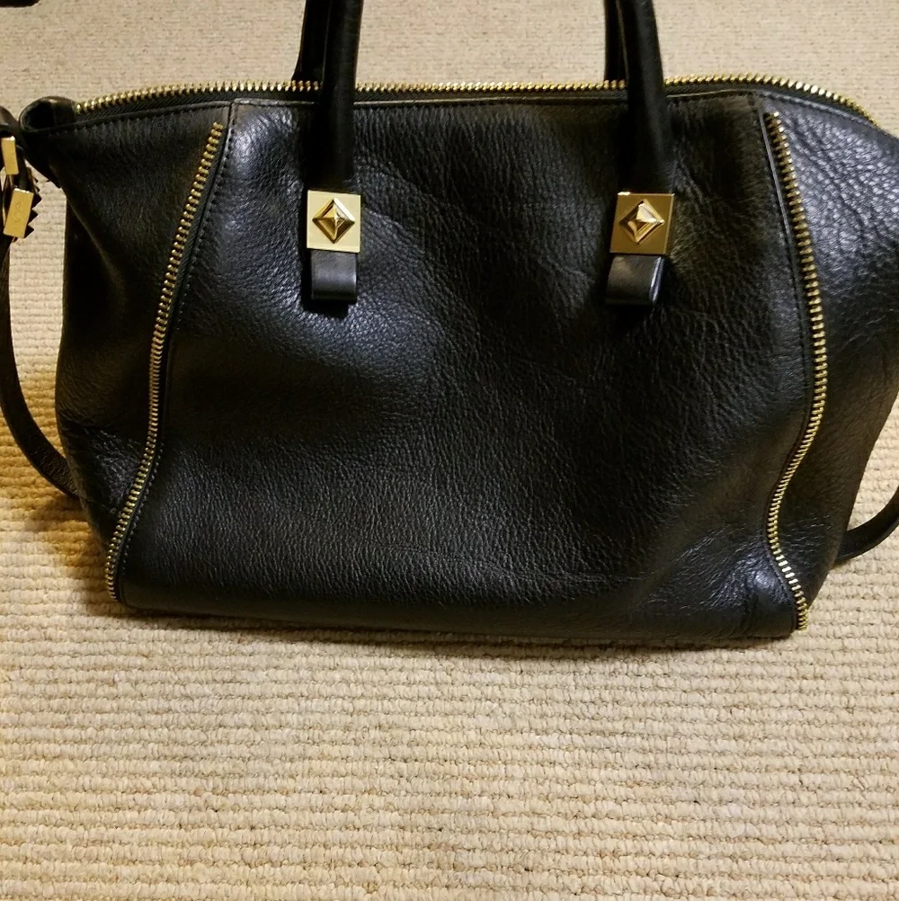 Zara sleek black
